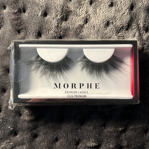 NEW MORPHE
Yass Queen False Eyelashes - Picture 2 of 2